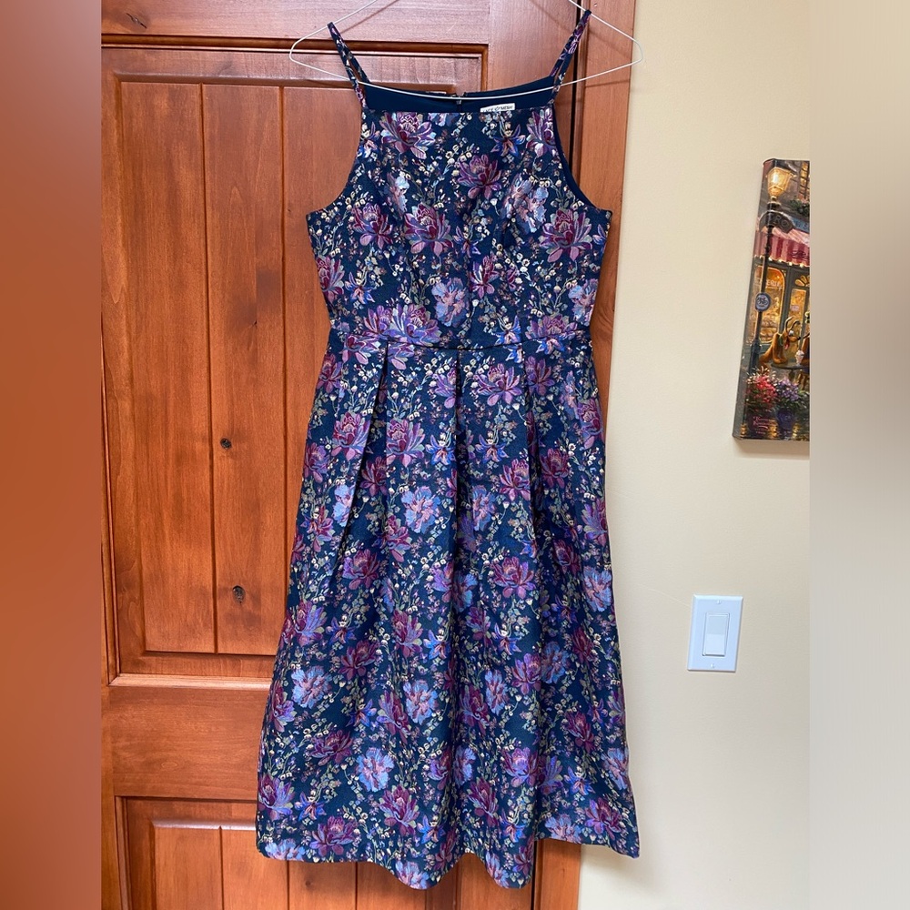 NWOT tea length brocade dress, medium, brand: Lace and Mesh (ModCloth) Pockets!